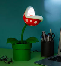 Load image into Gallery viewer, Super Mario Posable Piranha Plant LED Lamp