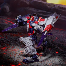 Load image into Gallery viewer, Transformers Legacy United Cybertron Universe Starscream Action Figure
